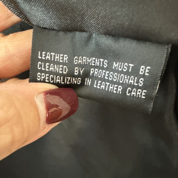 Genuine Leather Limited Women's Black Size Large, Long, Trenchcoat‎ Jacket EUC - Picture 12 of 12